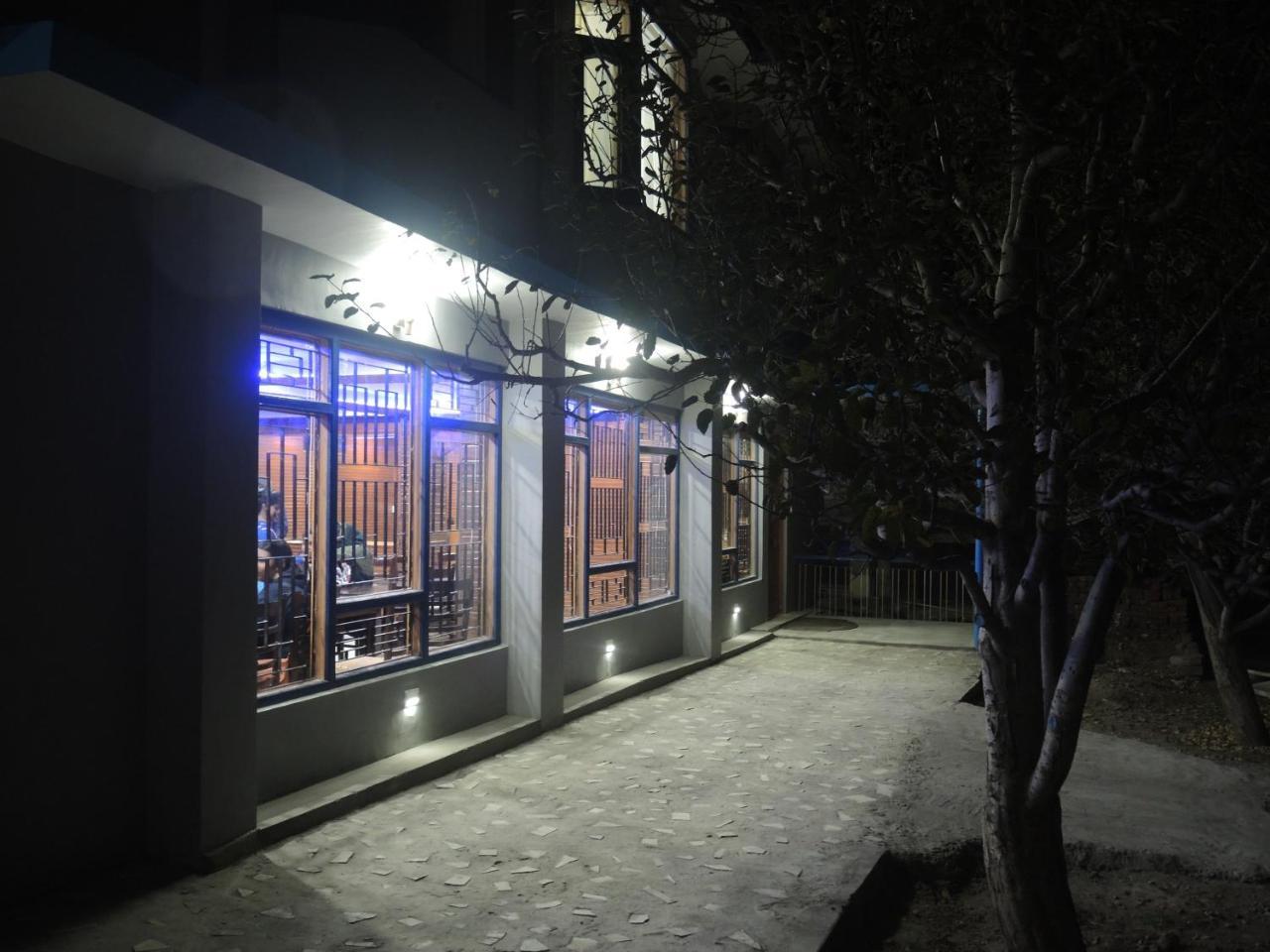 קאלפה The Alpine Nest Hotel מראה חיצוני תמונה
