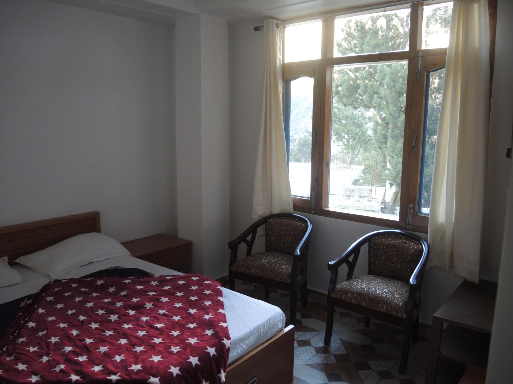 קאלפה The Alpine Nest Hotel מראה חיצוני תמונה